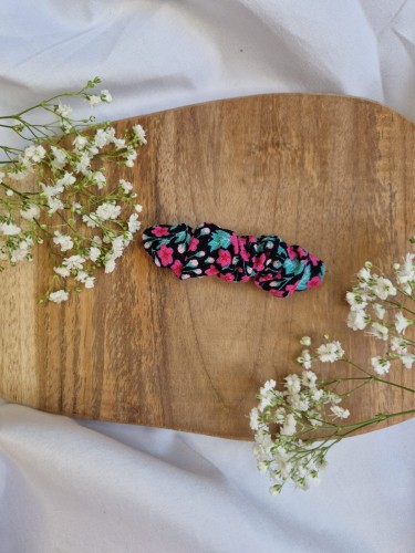 Różowo-czarna spinka na klips handmade.jpg